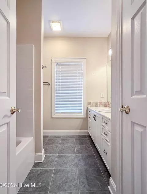 Bath - 2 Troy Ct, Pinehurst, NC 28374 photo 2 of 4
