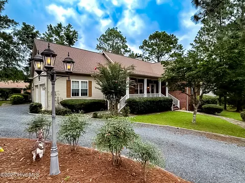 Exterior - 2 Troy Ct, Pinehurst, NC 28374 photo 2 of 12