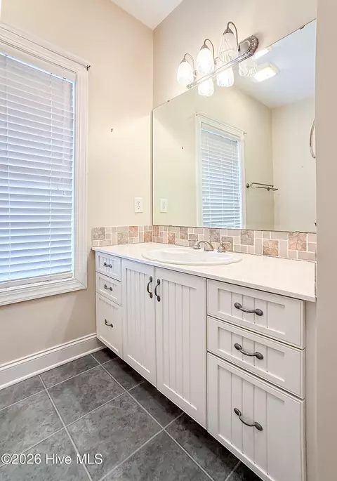 Bath - 2 Troy Ct, Pinehurst, NC 28374 photo 4 of 6