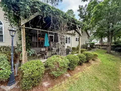 Exterior - 2 Troy Ct, Pinehurst, NC 28374 photo 12 of 12