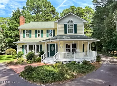 Exterior - 140 Lost Tree Rd, Pinehurst, NC 28374 photo 1 of 15