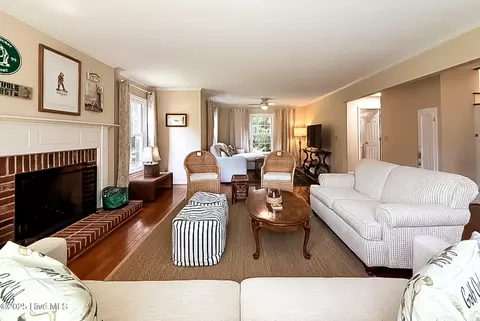 Living - 140 Lost Tree Rd, Pinehurst, NC 28374 photo 5 of 11