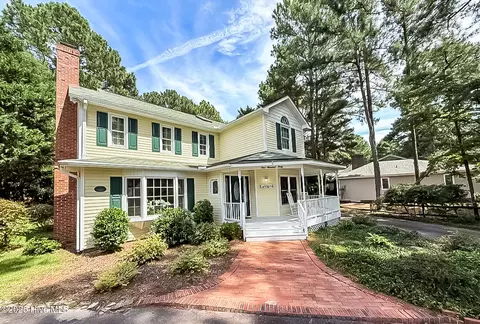 Exterior - 140 Lost Tree Rd, Pinehurst, NC 28374 photo 2 of 15