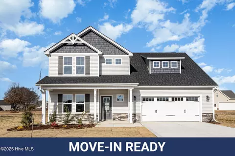 207 Hudson Village Dr, La Grange, NC 28551