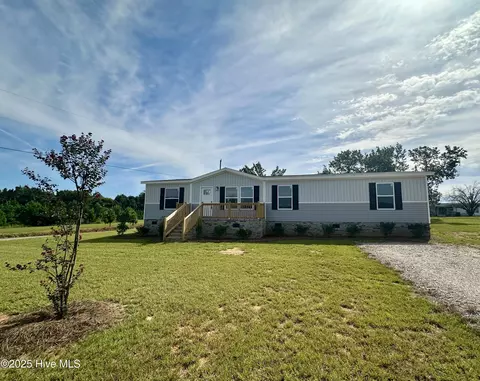 101 Cottonwood Ct, Kenly, NC 27542
