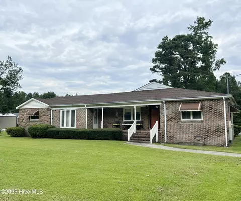 400 W Barnhill St, Everetts, NC 27825