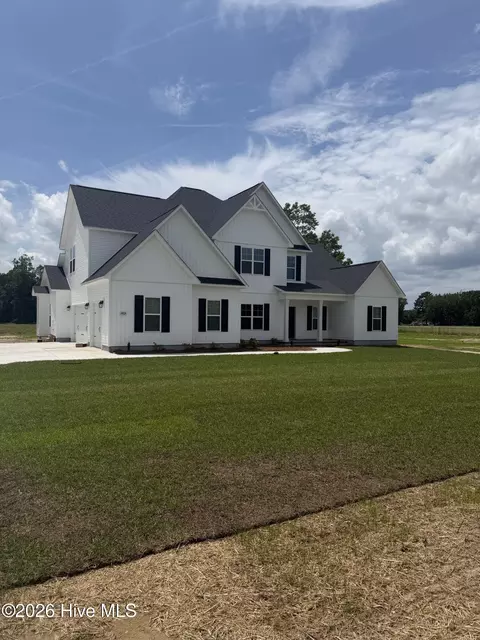 2803 Belgrade Swansboro Rd, Maysville, NC 28555