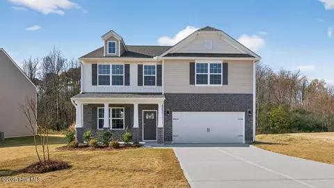 1095 Shoreline Dr, Vass, NC 28394