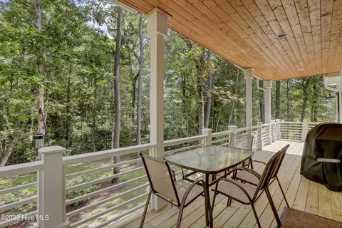 Exterior - 118 Canvasback Pt, Hampstead, NC 28443 photo 3 of 11