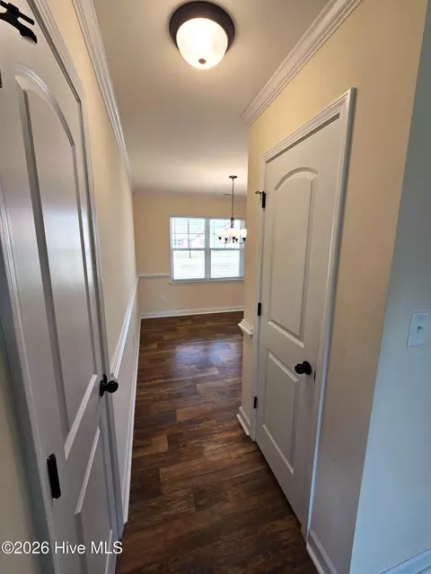 Entry Way - 123 Sonia Dr, Hubert, NC 28539 photo 2 of 9