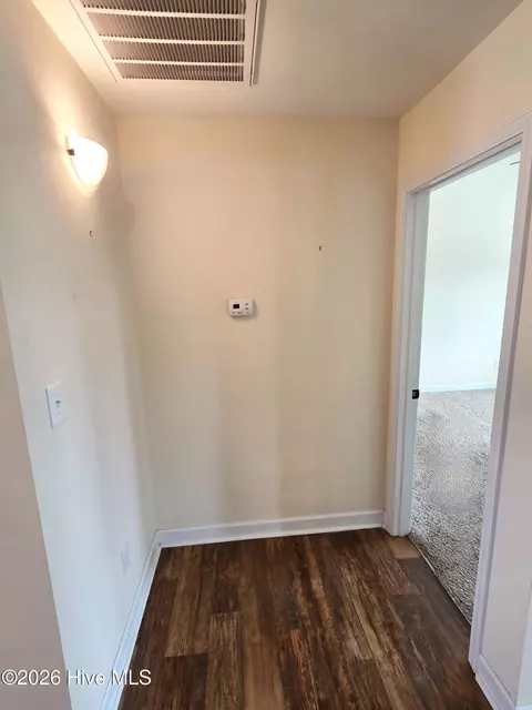 Entry Way - 123 Sonia Dr, Hubert, NC 28539 photo 7 of 9