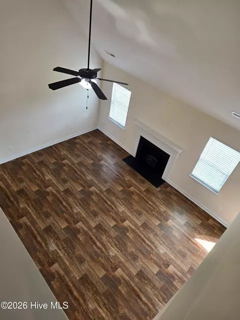 Living - 123 Sonia Dr, Hubert, NC 28539 photo 5 of 6