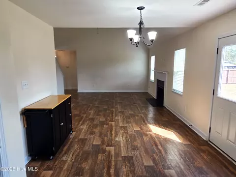Living - 123 Sonia Dr, Hubert, NC 28539 photo 4 of 6