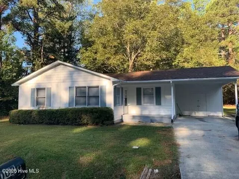 3002 Williams Rd, Greenville, NC 27834