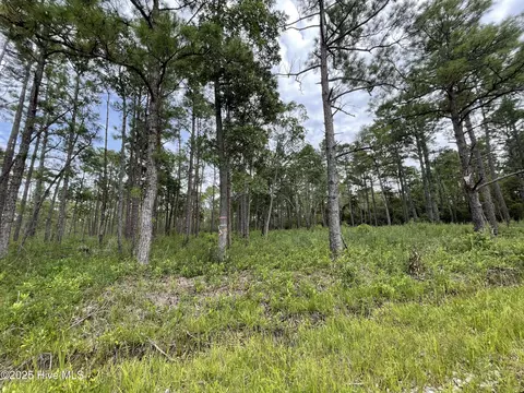 811 Brittany Rd, Southport, NC 28461