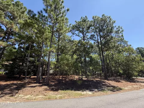 5 Fur Ct W, Pinehurst, NC 28374 photo 2