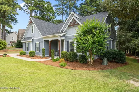 300 Legacy Lakes Way, Aberdeen, NC 28315