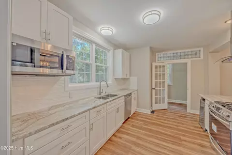 Kitchen - 513 E Main St, Wallace, NC 28466 photo 1 of 6