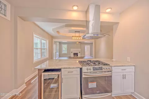 Kitchen - 513 E Main St, Wallace, NC 28466 photo 3 of 6