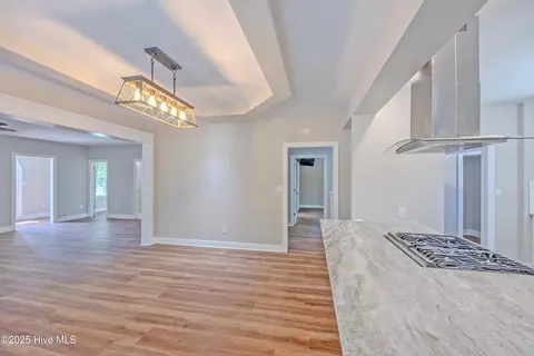 Entry Way - 513 E Main St, Wallace, NC 28466 photo 1 of 4