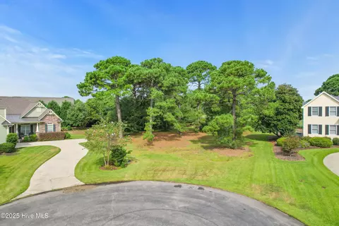 4356 Nandina Dr SE, Southport, NC 28461