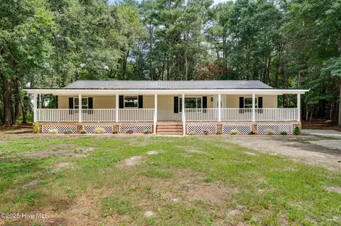 3035 E Darden Rd, Faison, NC 28341