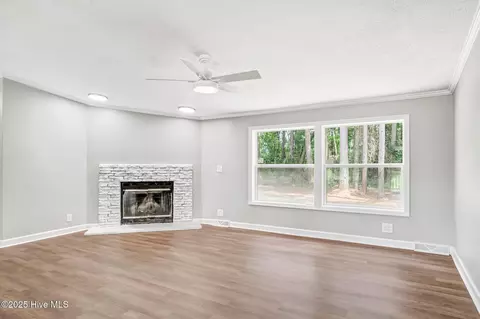 Living - 3035 E Darden Rd, Faison, NC 28341 photo 5 of 5