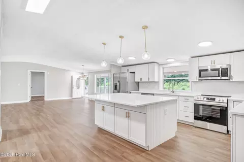 Kitchen - 3035 E Darden Rd, Faison, NC 28341 photo 3 of 3