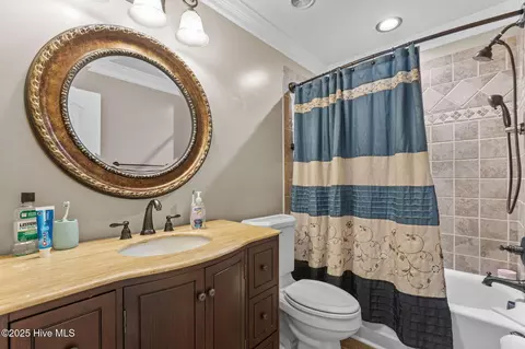 Bath - 9177 Fox Run Rd, Bailey, NC 27807 photo 4 of 5