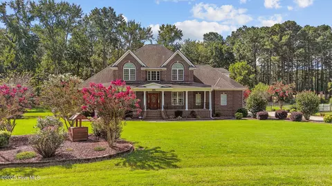 Exterior - 9177 Fox Run Rd, Bailey, NC 27807 photo 2 of 9