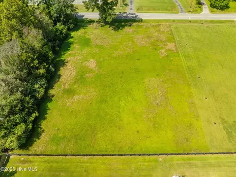1783 Kellum Loop Rd, Jacksonville, NC 28546 photo 8
