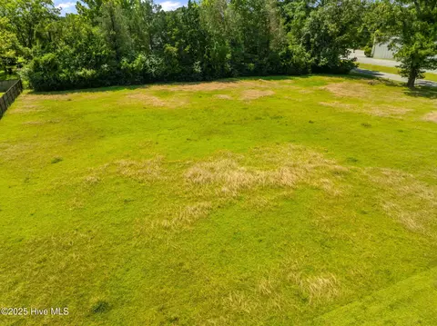 1783 Kellum Loop Rd, Jacksonville, NC 28546 photo 5