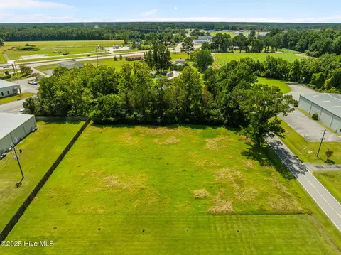 1783 Kellum Loop Rd, Jacksonville, NC 28546 photo 10