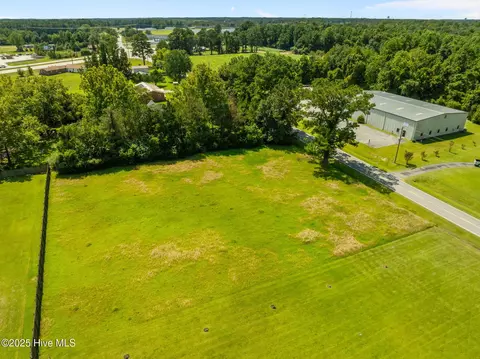 1783 Kellum Loop Rd, Jacksonville, NC 28546 photo 9