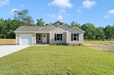 193 Montague Rd, Currie, NC 28435