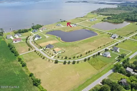 145 Colington Cir, Aydlett, NC 27916