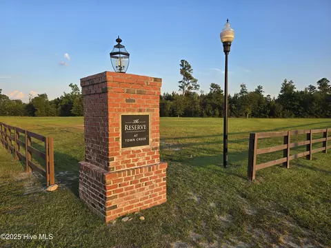 531 Alden Dr SE, Winnabow, NC 28479