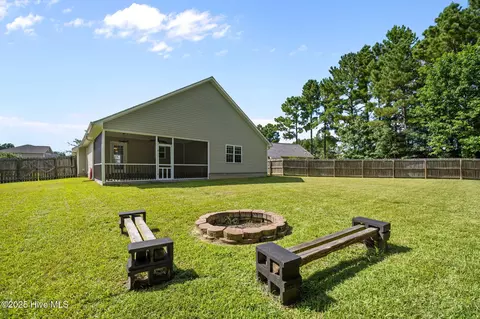 331 First Post Rd, Jacksonville, NC 28546 photo 38