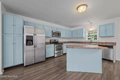331 First Post Rd, Jacksonville, NC 28546 photo 13