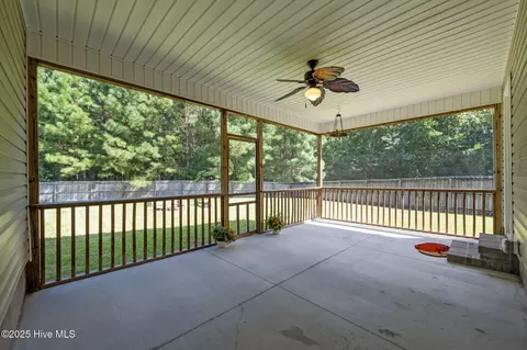 331 First Post Rd, Jacksonville, NC 28546 photo 43