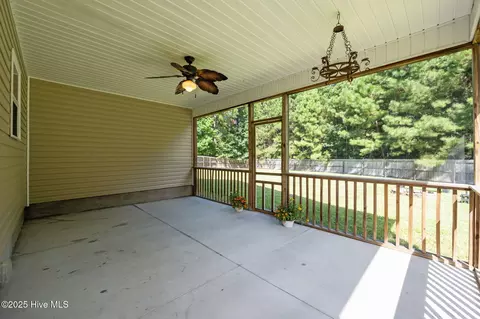 331 First Post Rd, Jacksonville, NC 28546 photo 42