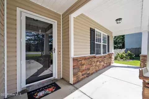 331 First Post Rd, Jacksonville, NC 28546 photo 7