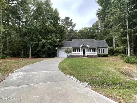 2102 Shenandoah Ct, Greenville, NC 27834
