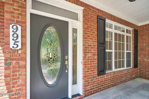 Exterior - 995 Monticello Dr, Pinehurst, NC 28374 photo 2 of 9