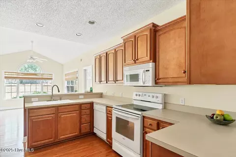 Kitchen - 995 Monticello Dr, Pinehurst, NC 28374 photo 3 of 10