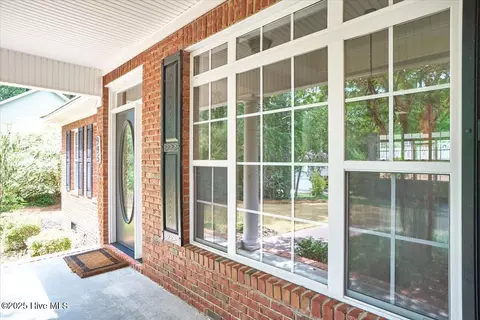 Exterior - 995 Monticello Dr, Pinehurst, NC 28374 photo 3 of 9