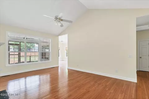 Living - 995 Monticello Dr, Pinehurst, NC 28374 photo 3 of 5