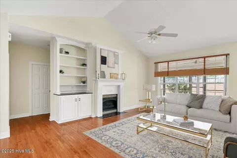Living - 995 Monticello Dr, Pinehurst, NC 28374 photo 2 of 5