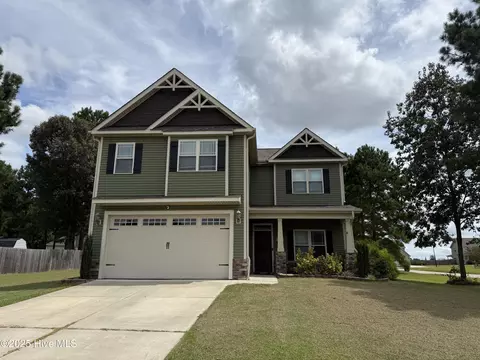 100 Becca Dr, Pikeville, NC 27863