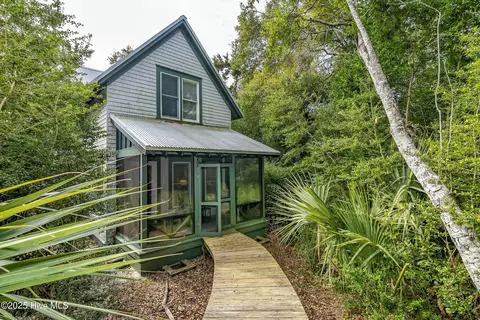 609 Kinnakeet Way #20, Bald Head Island, NC 28461